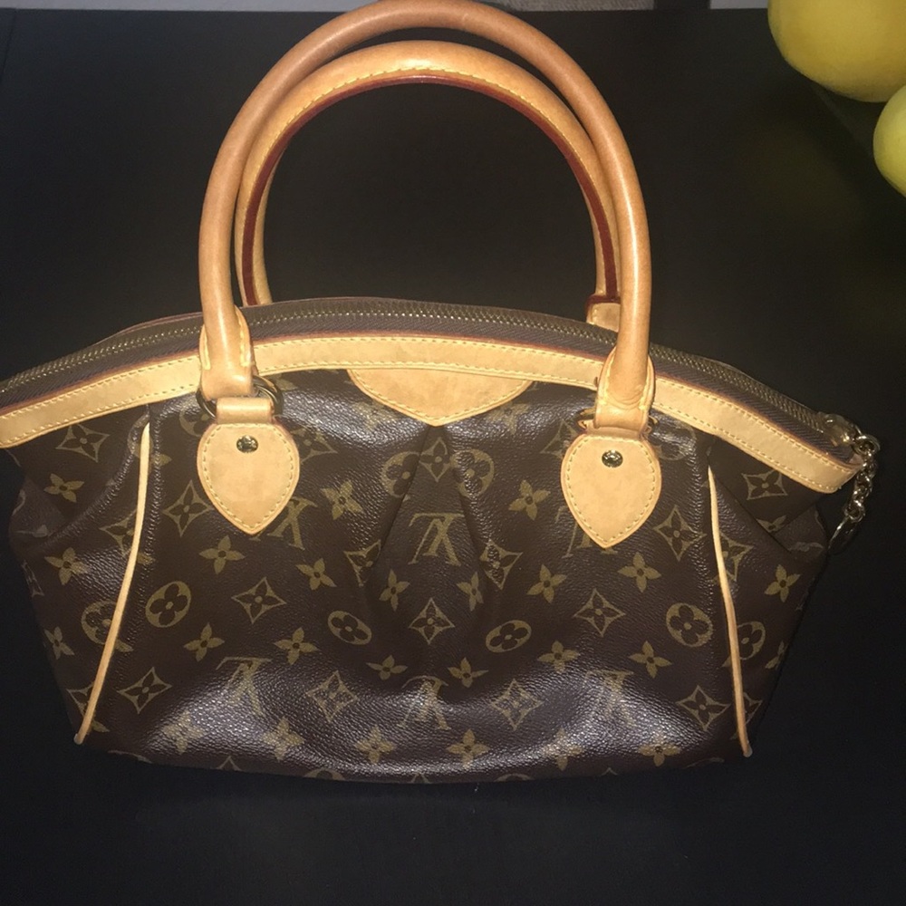 SOLD LV Tivoli pm .